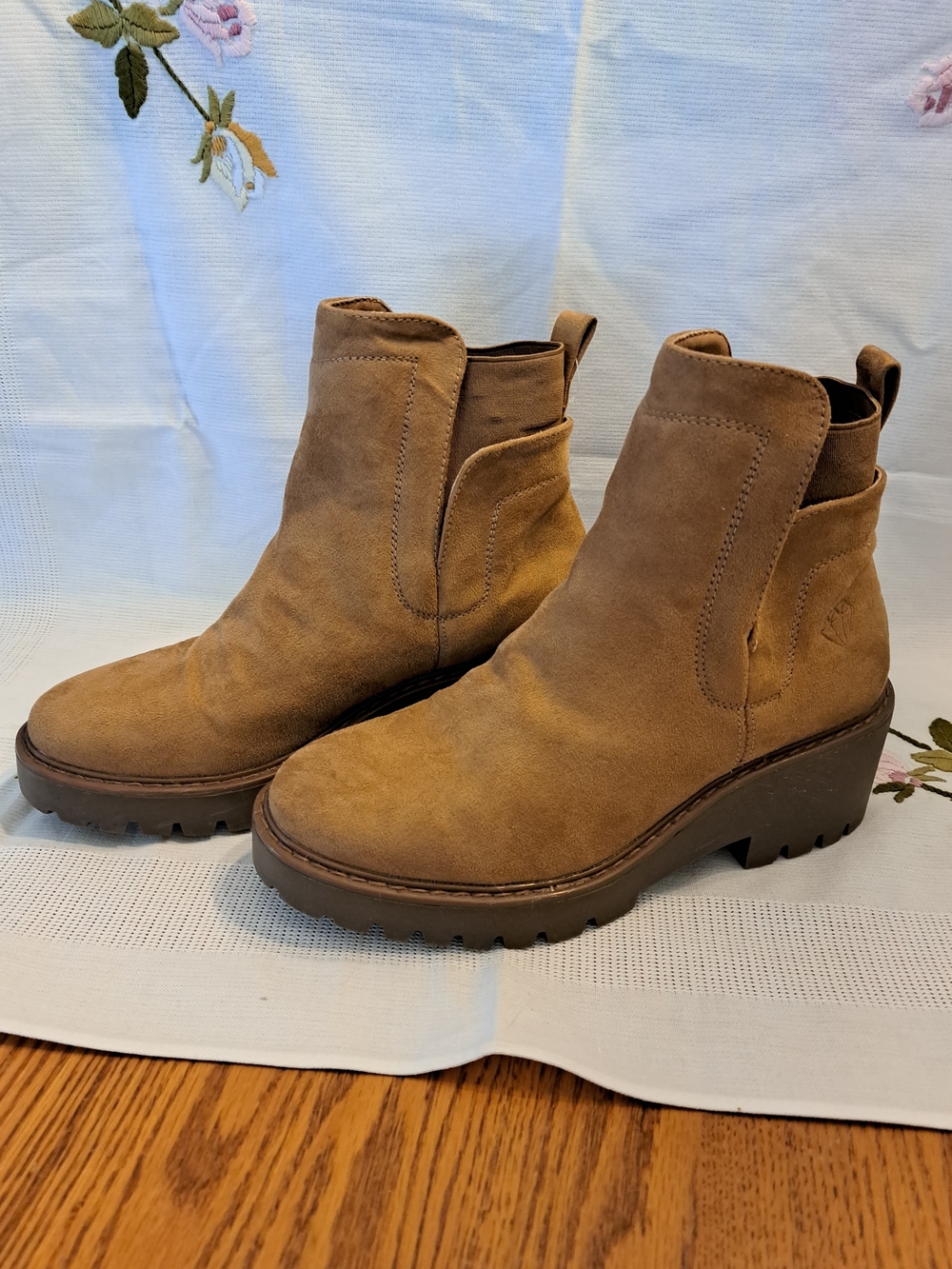 Women's Suede Ankle Booties in Tan - Pull-On Chelsea Style